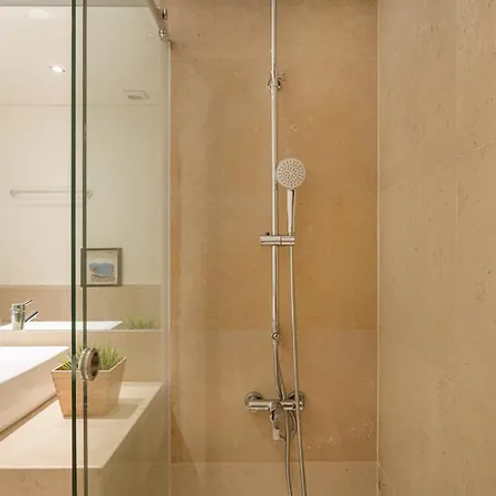 Chiado Mercy I Лиссабон